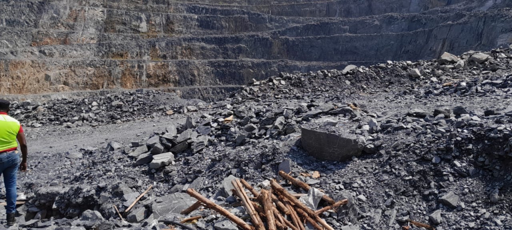 'Galamseyer' shot, tipper truck burnt in renewed clash at Asanko Mines 'Galamseyer' shot, tipper truck burnt in renewed clash at Asanko Mines