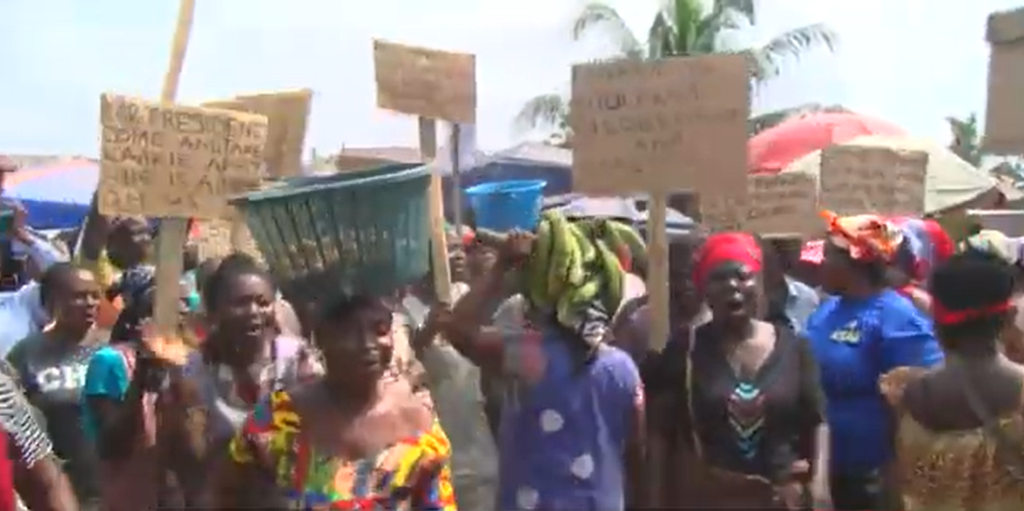 Ga East market women call for Municipal Chief Executive's head Ga East market women call for Municipal Chief Executive's head