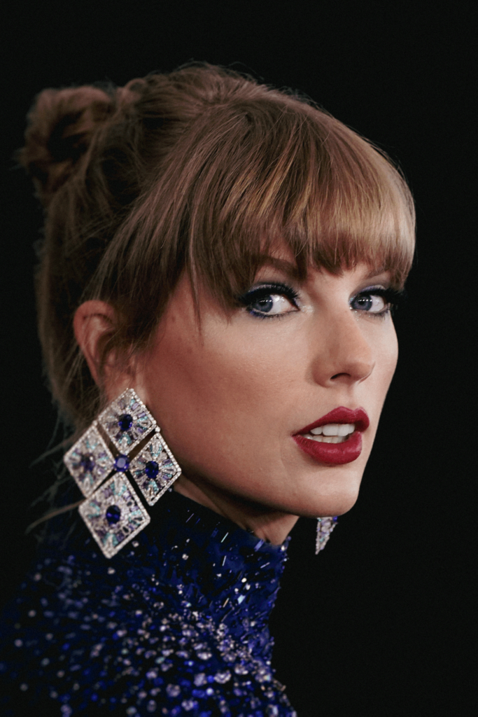 2022 top ten highest paid entertainers, according to Forbes 2022 top ten highest paid entertainers, according to Forbes