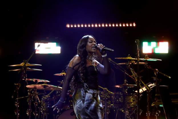 <strong>Nigerian music stars perform at NBA All-Stars</strong> <strong>Nigerian music stars perform at NBA All-Stars</strong>