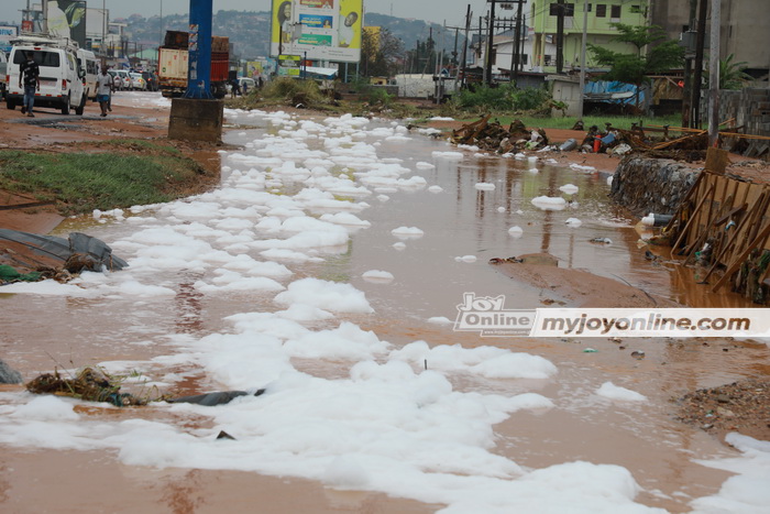 Waste water flowing on Accra-Kasoa highway turns foamy