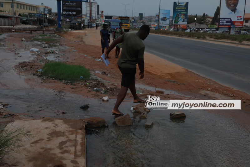 More waste water spillage on Accra-Kasoa road angers residents