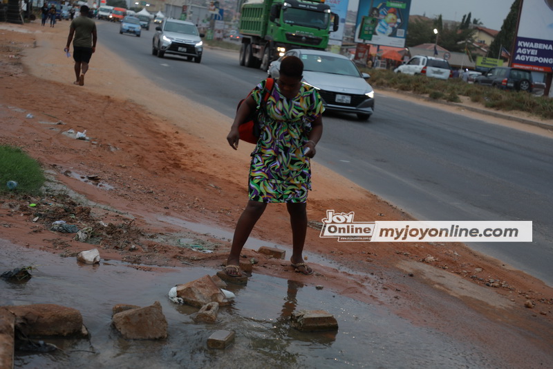 More waste water spillage on Accra-Kasoa road angers residents