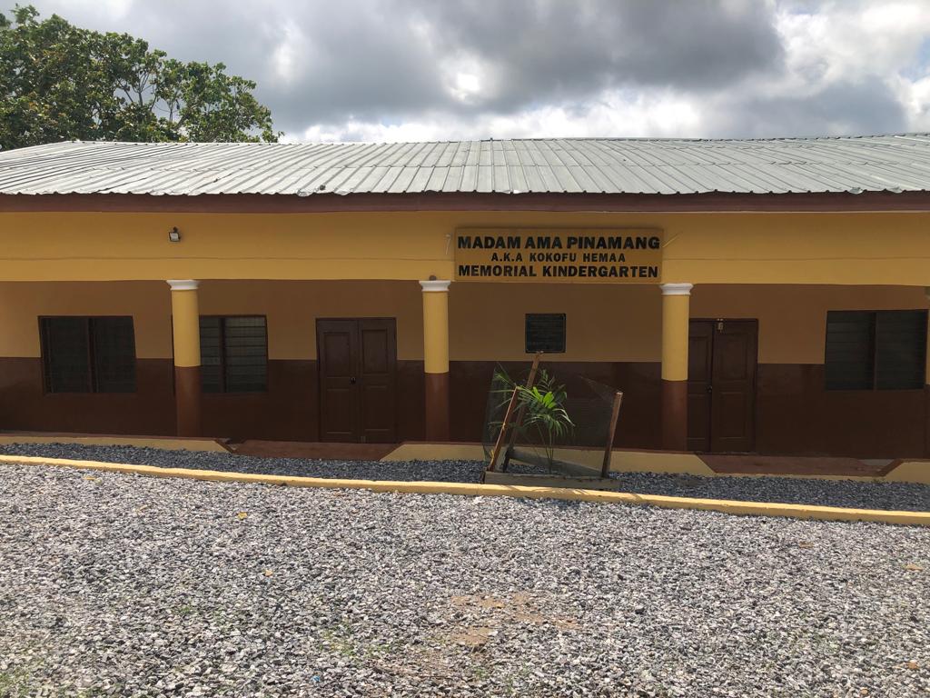 Appianyinasehene commissions KG block and children playing ground 2 Appianyinasehene commissions