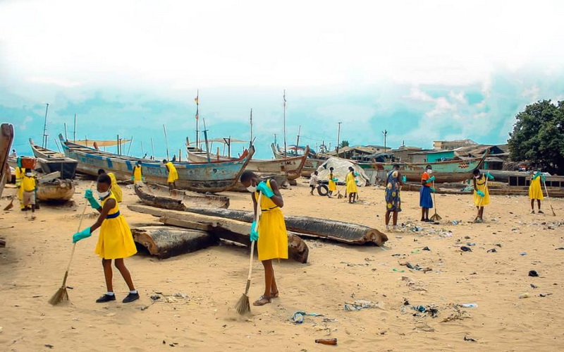 EcoZoil marks World Water Day with beach clean-up and public sensitisation exercises - Vimarsana News