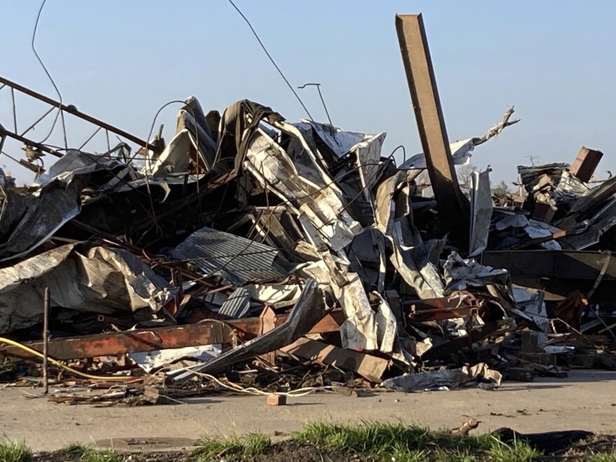 Mississippi tornado kills 23 and brings devastation to US state 2 Mississippi tornado