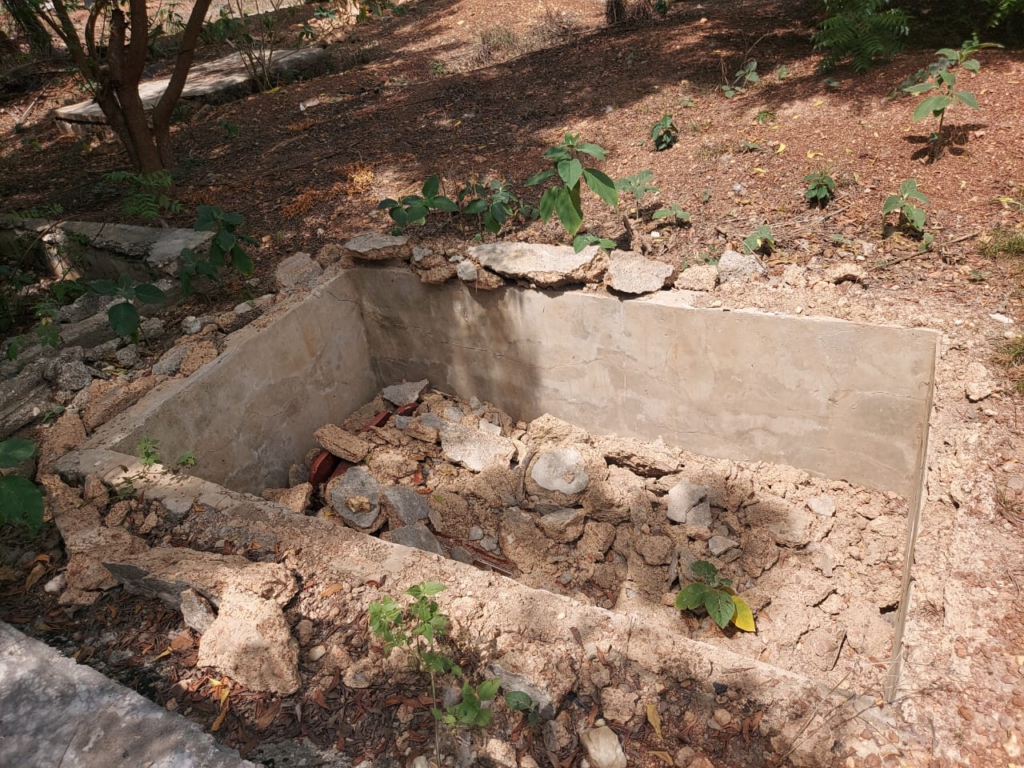 Unknown persons looting tombs at Dormaa cemetery in Bono Region