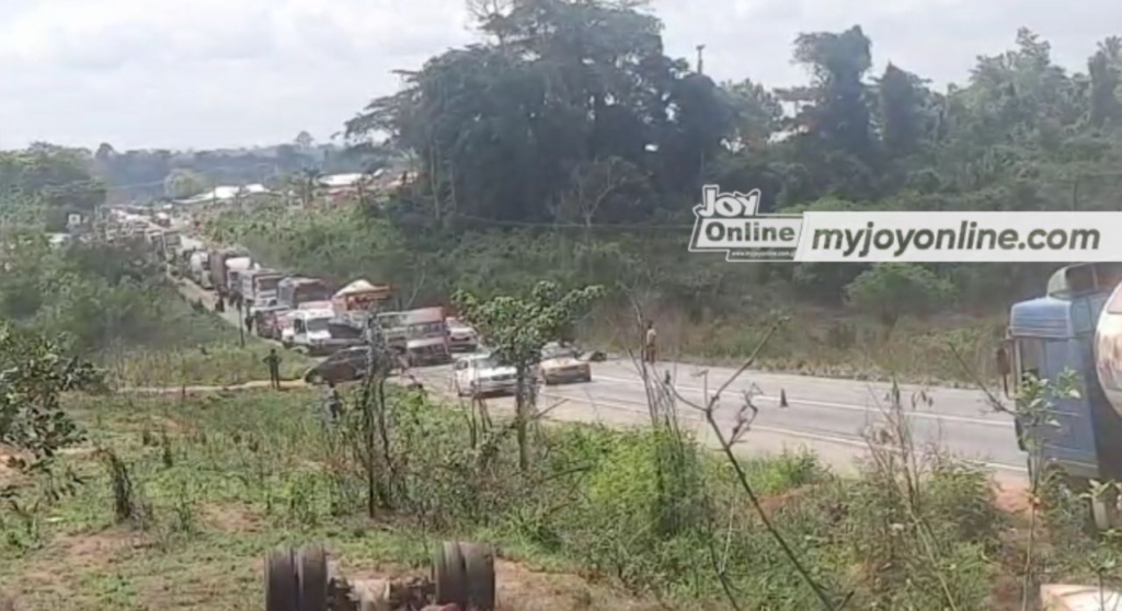 Gas-filled tanker removed from Duampompo on Accra-Kumasi highway after JoyNews report Gas-filled tanker removed from Duampompo on Accra-Kumasi highway after JoyNews report