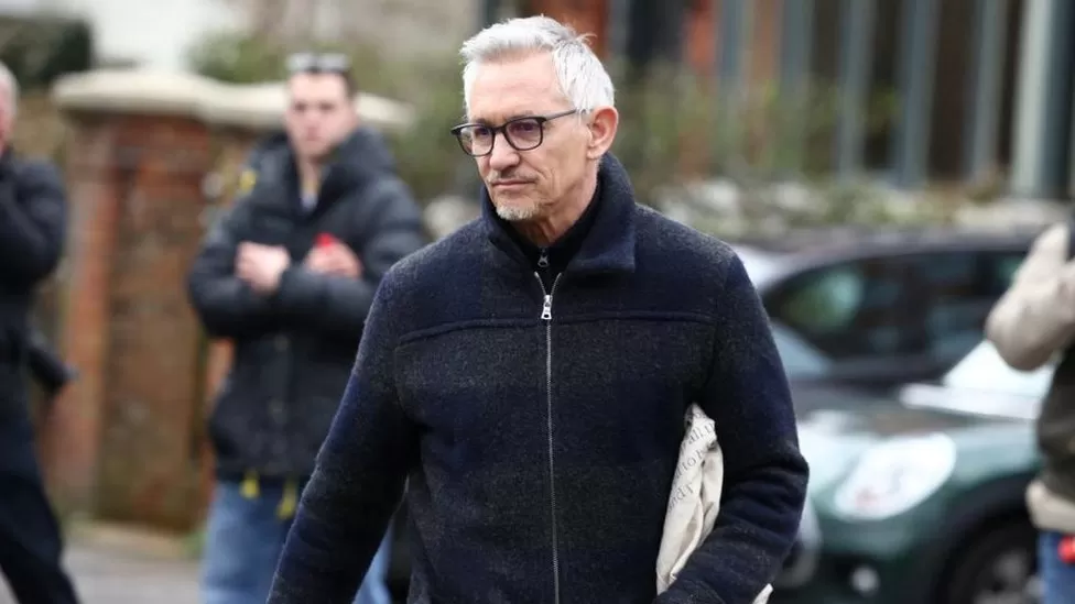 Gary Lineker: BBC talks with presenter 'moving in right direction', sources say