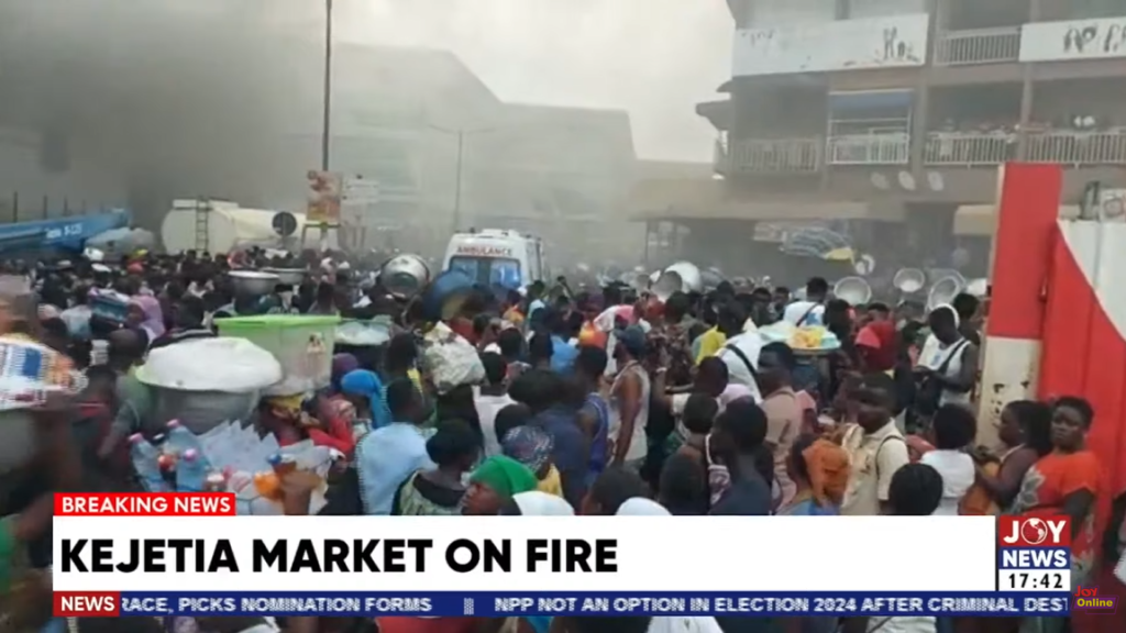 Kejetia Market on fire