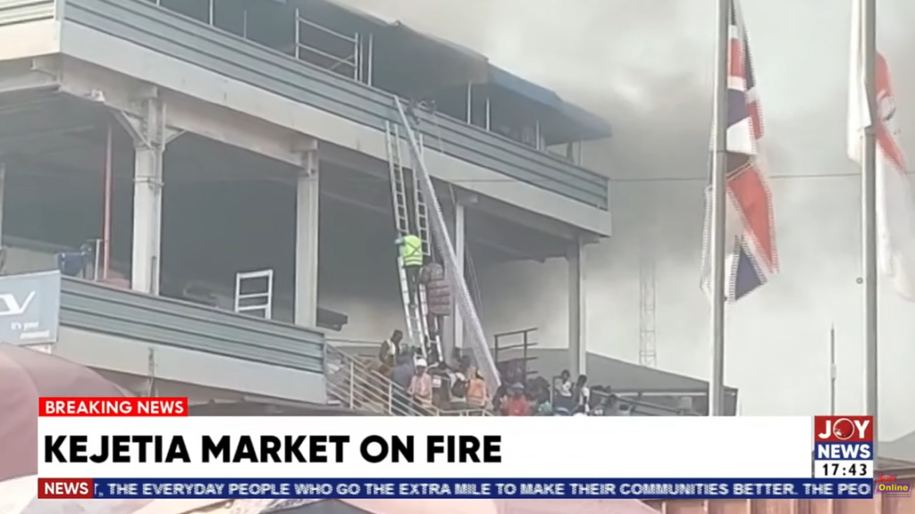 Kejetia Market on fire