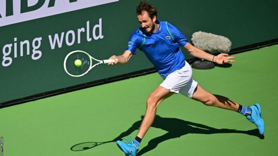 Indian Wells: Daniil Medvedev and Carlos Alcaraz through to final