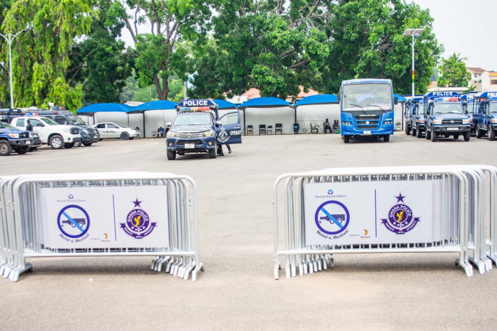 Pernod Ricard Ghana donates barricades to police Pernod Ricard Ghana donates barricades to police