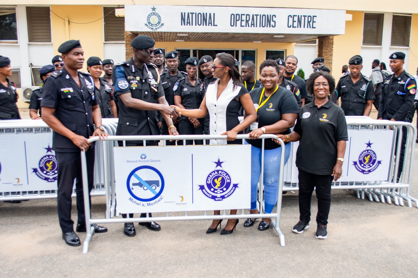 Pernod Ricard Ghana donates barricades to police - Vimarsana News