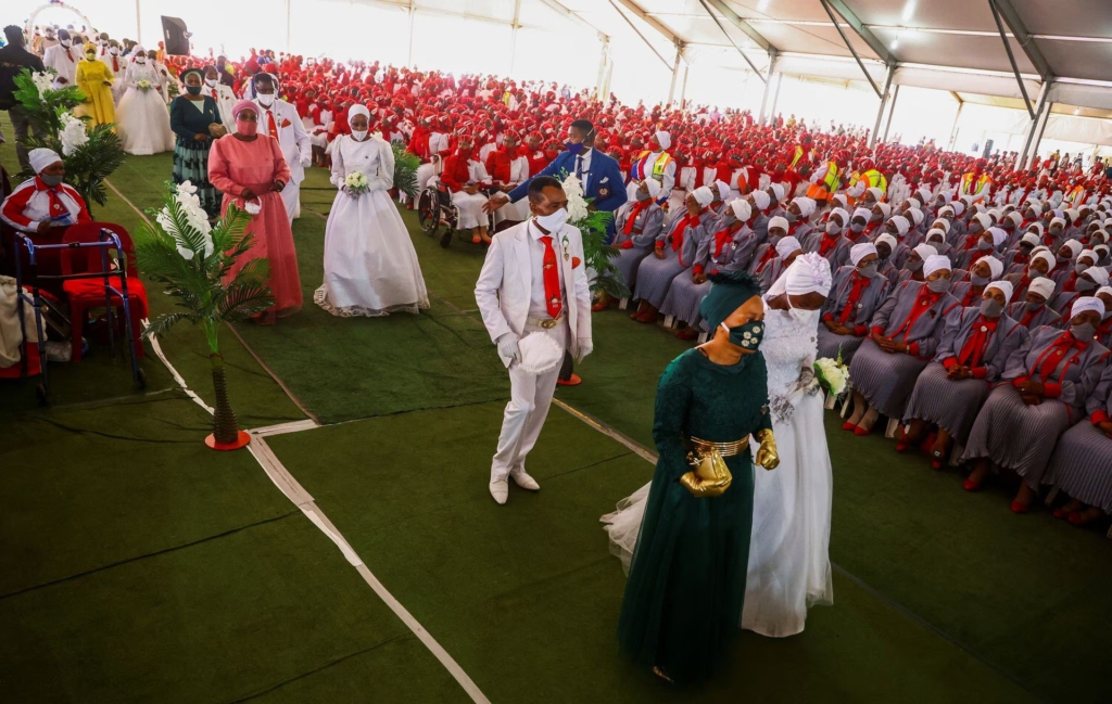 Hundreds tie the knot in Easter mass wedding in South Africa