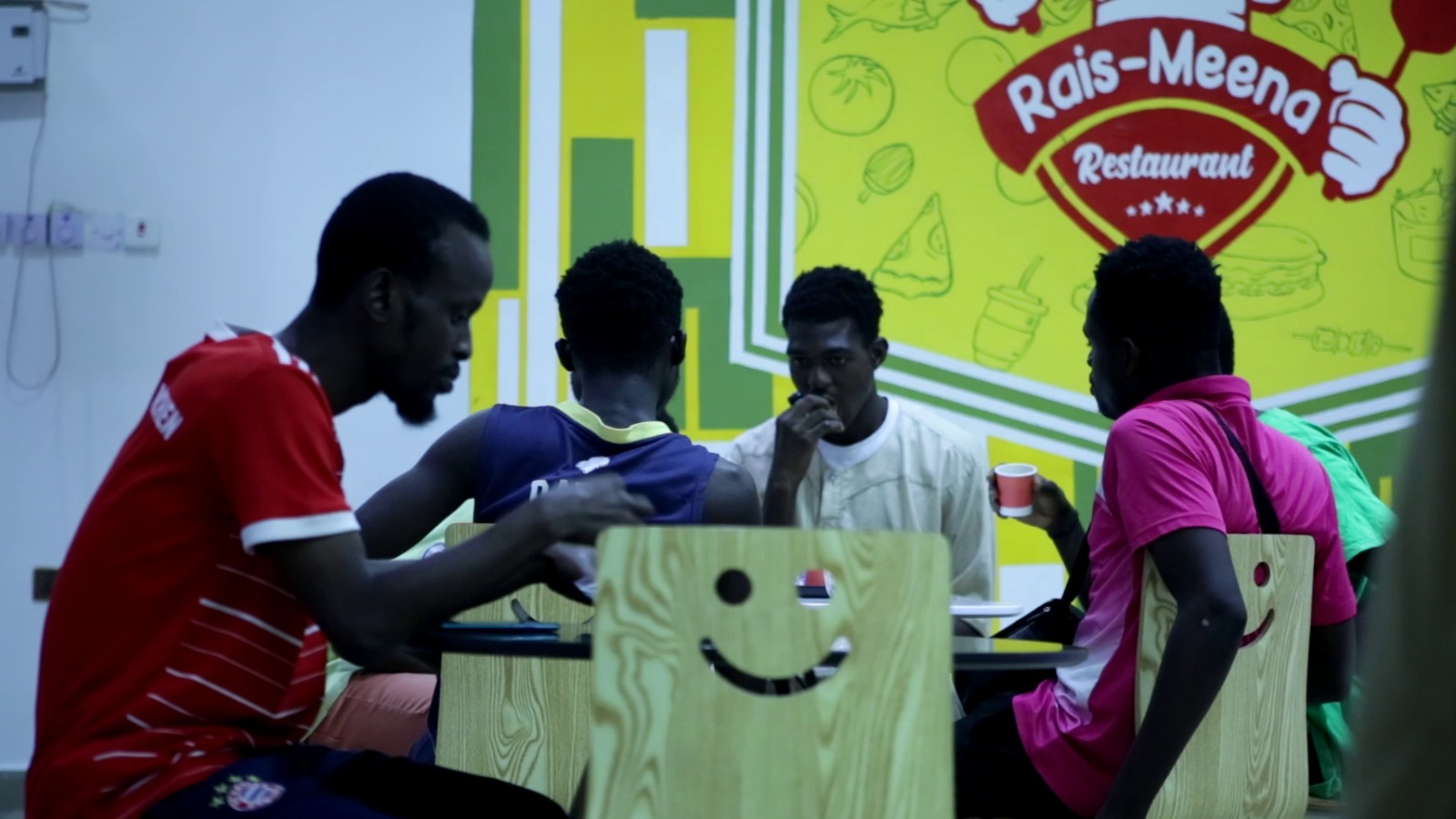 How are these Kumasi bachelors celebrating iftar and suhoor this Ramadan? - Vimarsana News