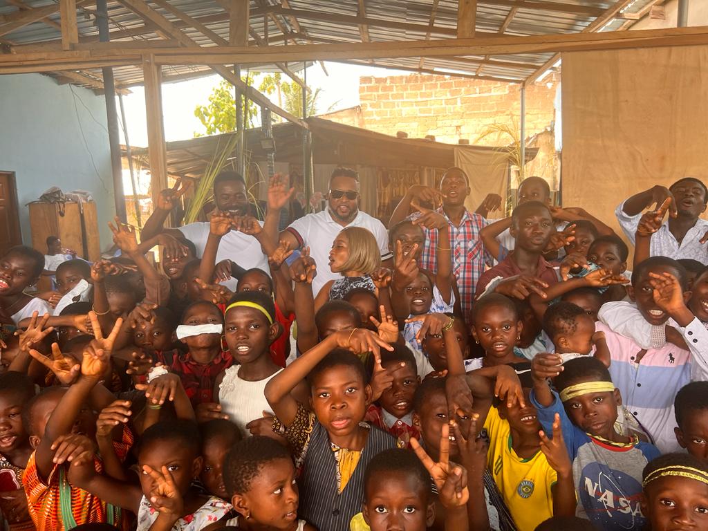First Klass Shipping Specialist CEO promises to support Graceland Needy Childcare Shelter with new dormitories - Vimarsana News
