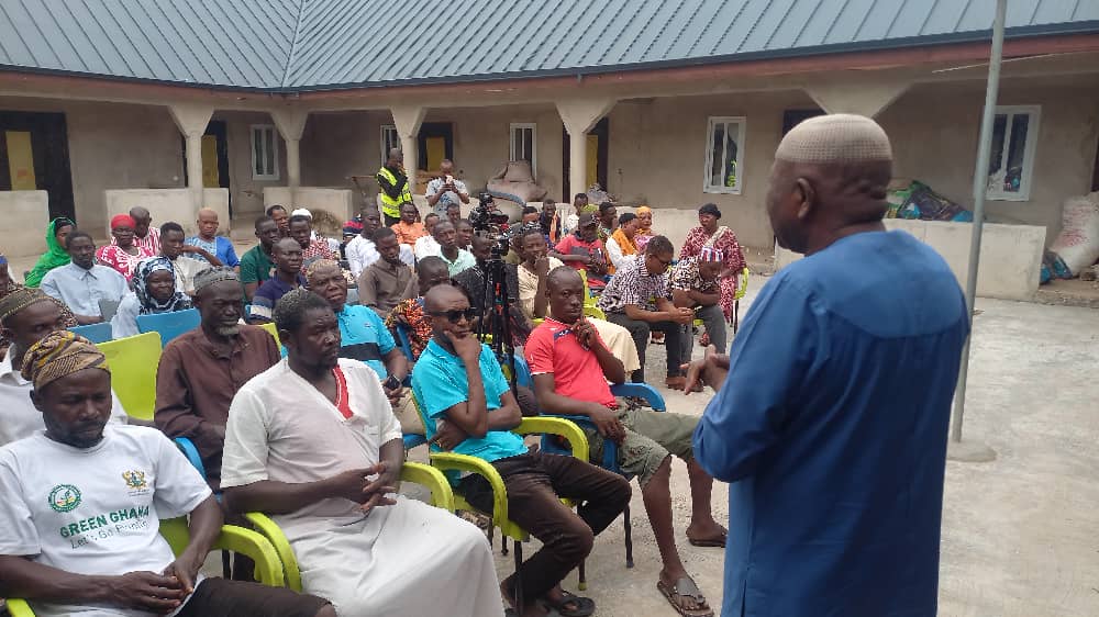 Daboya/Mankarigo MP supports peasant farmers with cash donation, farming equipment Daboya/Mankarigo MP supports peasant farmers with cash donation, farming equipment