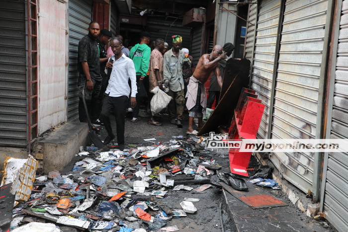 Photos: Shop owners count losses after Sunday’s fire outbreak at Kwame Nkrumah Interchange