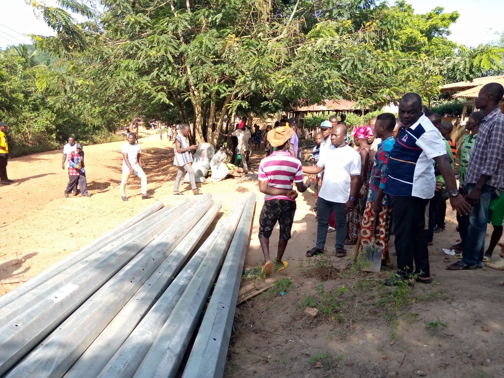 Upper West Akim MP cuts sod for electricity project for 23 communities - Vimarsana News