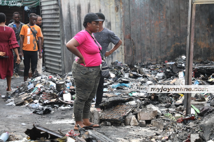 Photos: Shop owners count losses after Sunday’s fire outbreak at Kwame Nkrumah Interchange