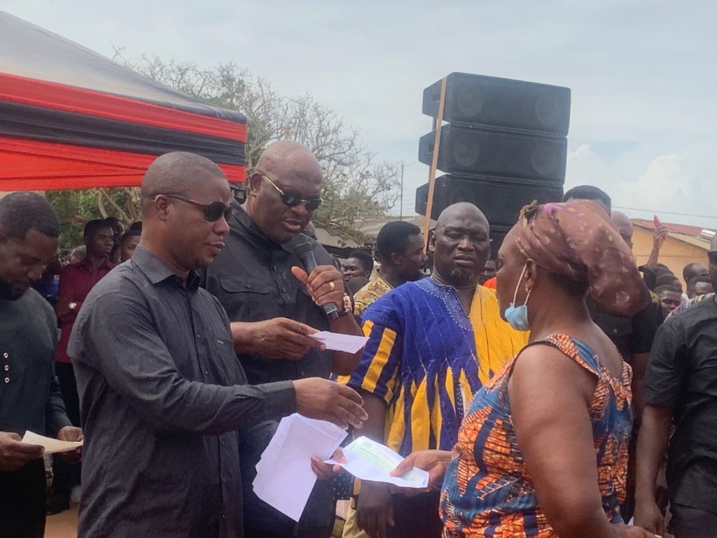Provide boats, life jackets for learners who travel on water - Weija-Gbawe education directorate Provide boats, life jackets for learners who travel on water - Weija-Gbawe education directorate