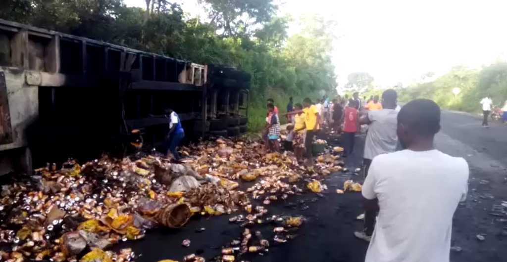Five burnt to ashes in crash on Techiman-Kintampo Highway