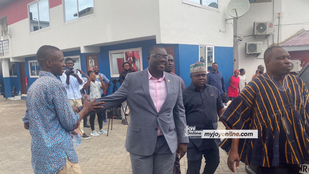 Bawumia picks NPP flagbearer nomination form Bawumia picks NPP flagbearer nomination form