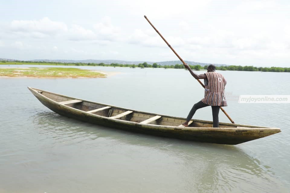 Accra: 9 children dead after boat capsized at Faanaa-Bortianor Accra: 9 children dead after boat capsized at Faanaa-Bortianor