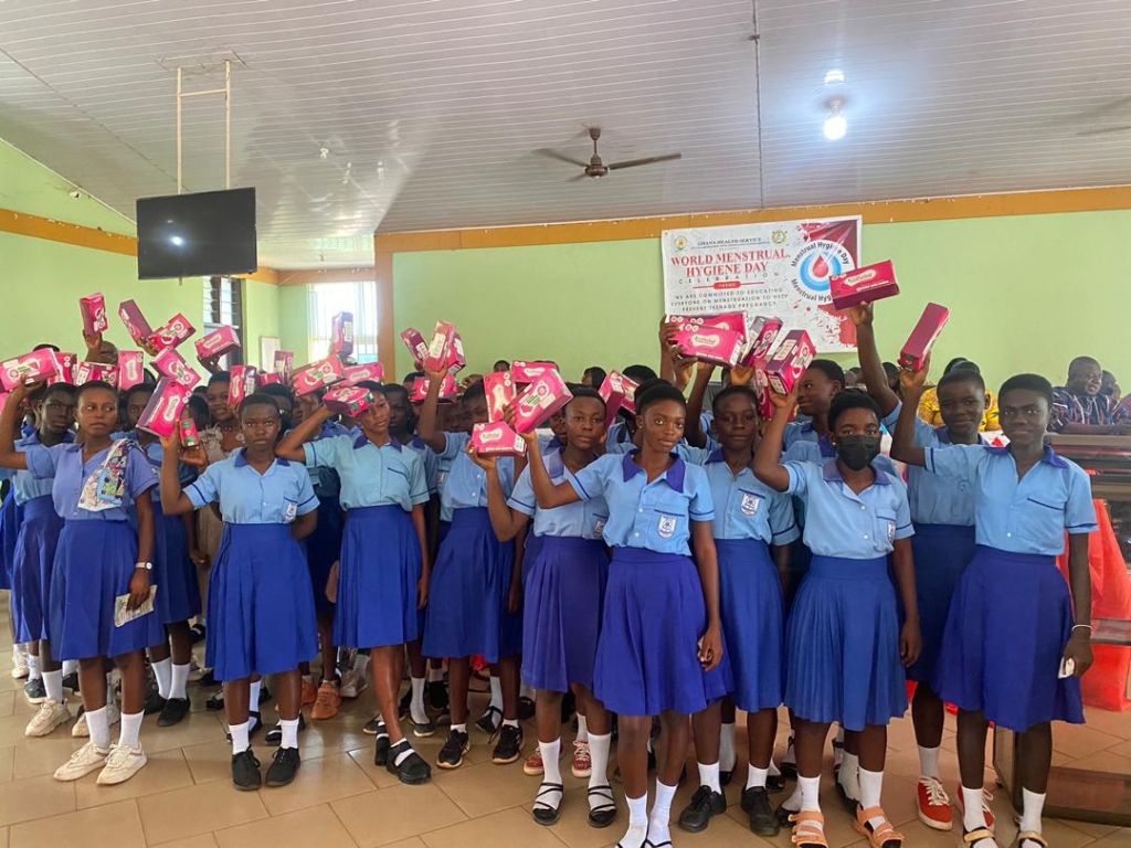 Luv Fm leads sanitary pad donation to girls in Amansie Central District