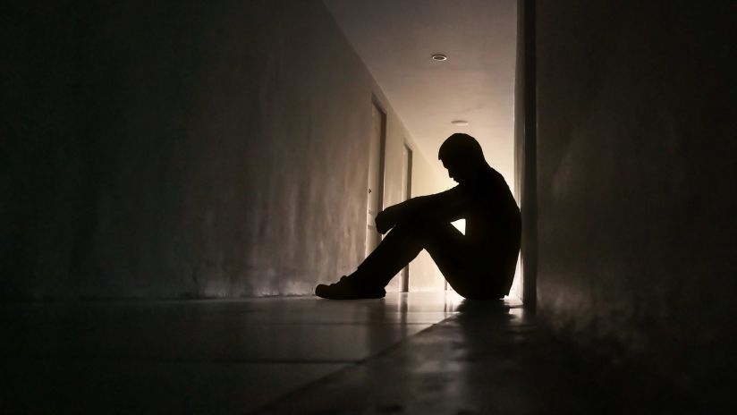 Loneliness poses risks as deadly as smoking: surgeon general 2 Loneliness