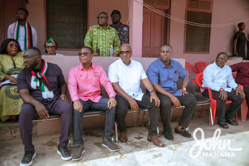Mahama mourns with family of late Kumawu MP Mahama mourns with family of late Kumawu MP