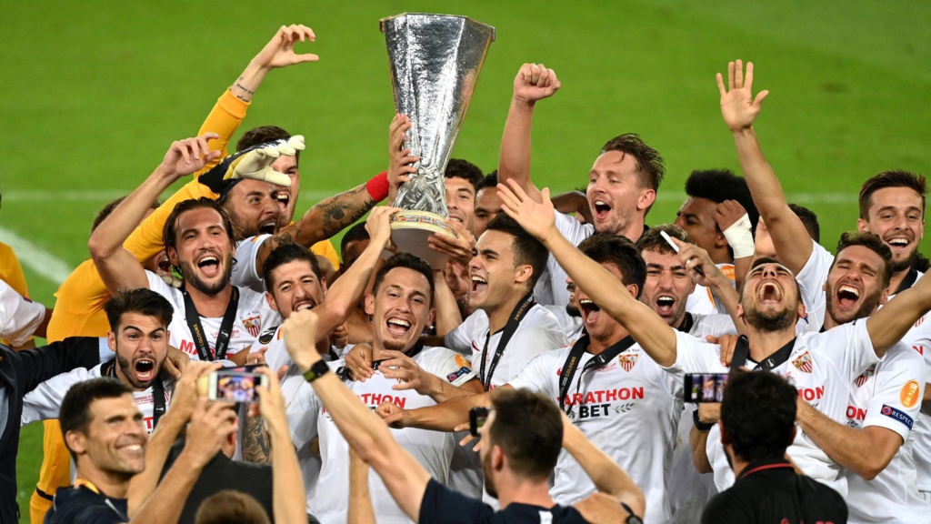 Sevilla beat Roma on penalties to win 7th Europa League title 2 Sevilla 1