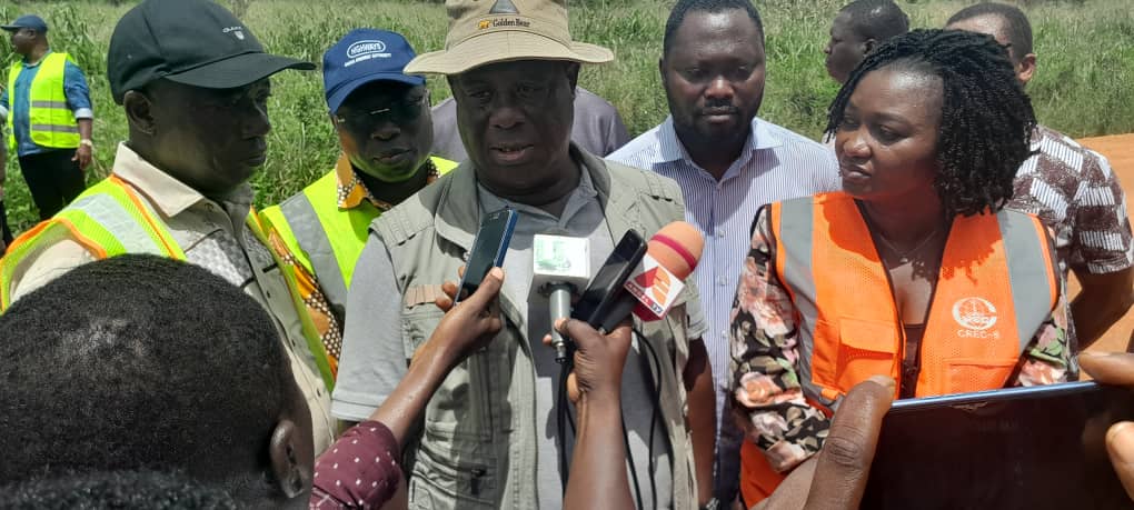 Don't be pressured by political atmosphere to produce substandard work - Roads Minister tells Assin North contractors