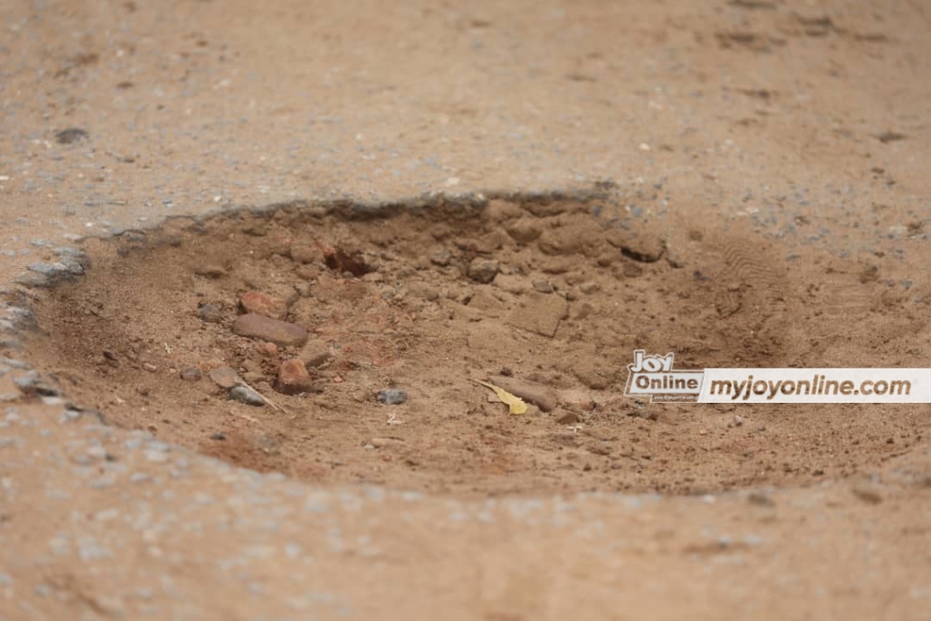 Photos: Teshie residents demonstrate over poor roads