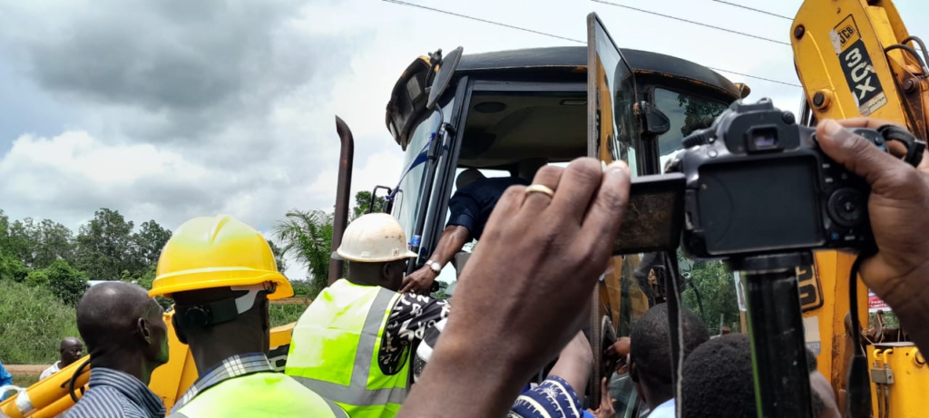 Ahafo Ano North MP cuts sod for Mfanibu, Tepa, and Pakyi roads