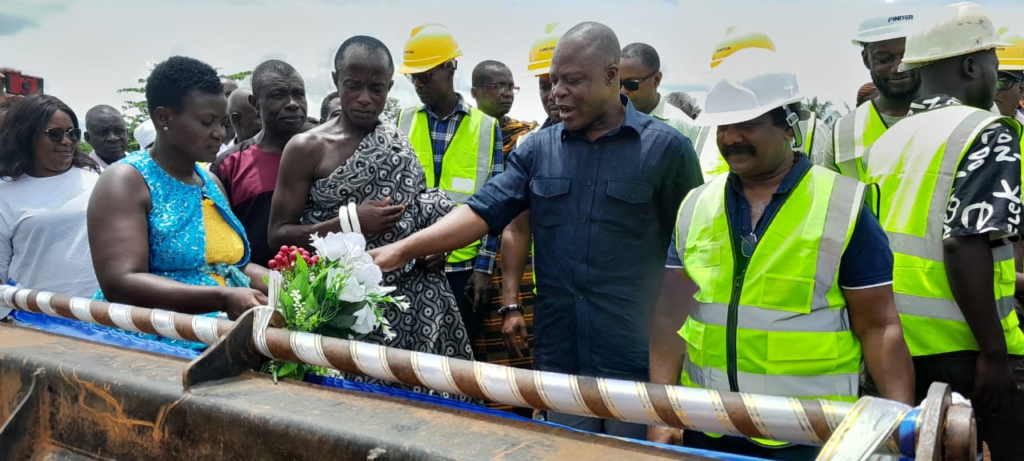 Ahafo Ano North MP cuts sod for Mfanibu, Tepa, and Pakyi roads