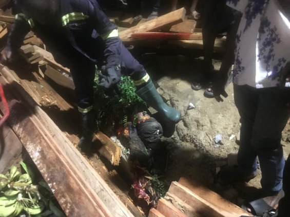 Truck kills a pedestrian in a gory accident