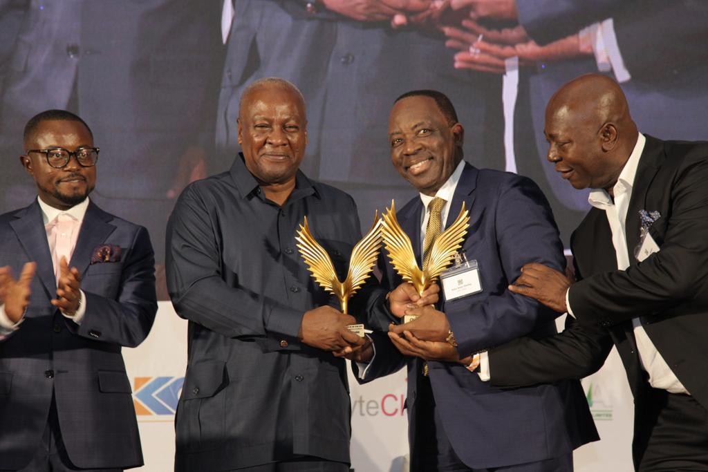 Alex Apau Dadey, KGL Group sweep two awards at 7th Ghana CEO Summit and Expo