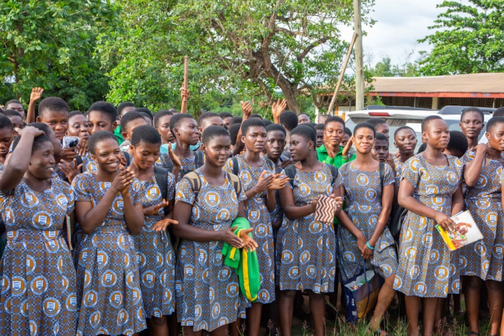 Schools Desks Crises: Asare Bediako SHS receives new desks to mitigate desks challenge 