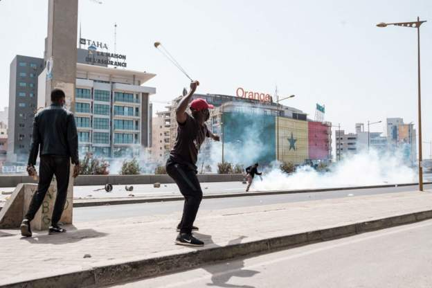 Police officer killed in Senegal clashes ahead of Sonko's trial