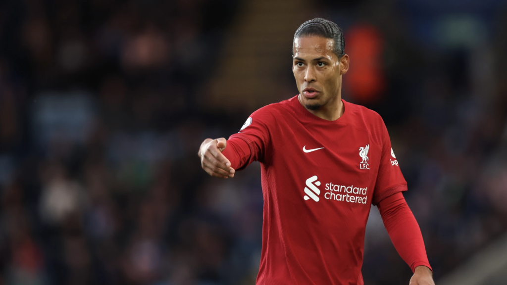 Virgil van Dijk tips teammate to replace Roberto Firmino