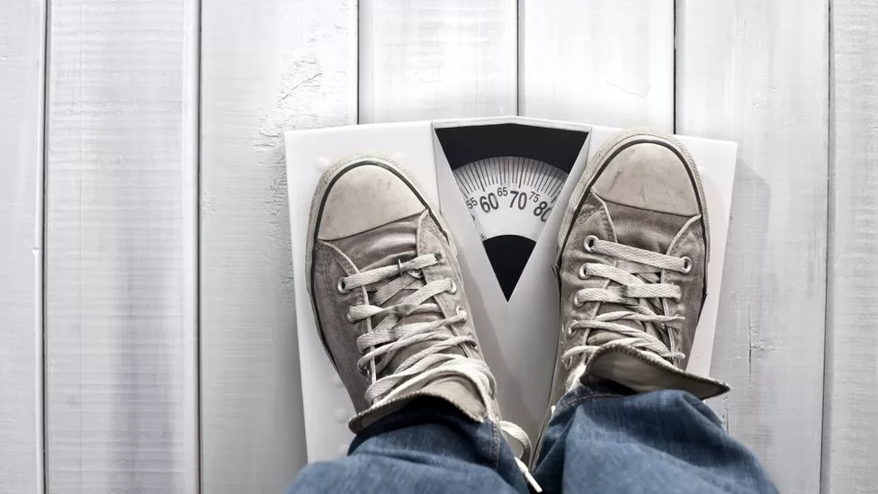 Air New Zealand weighing passengers before flying Air New Zealand weighing passengers before flying