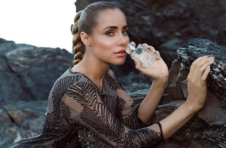 Brazilian model launches perfume laced with her own sweat - Vimarsana News