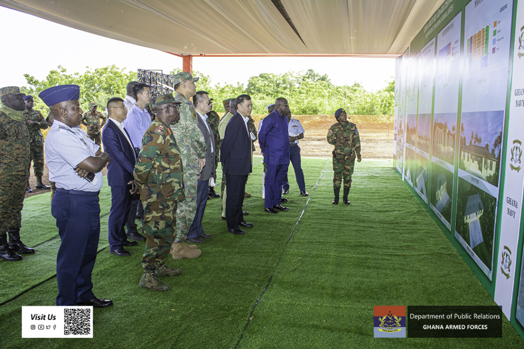 Defence Minister cuts sod for construction of 9 military projects
