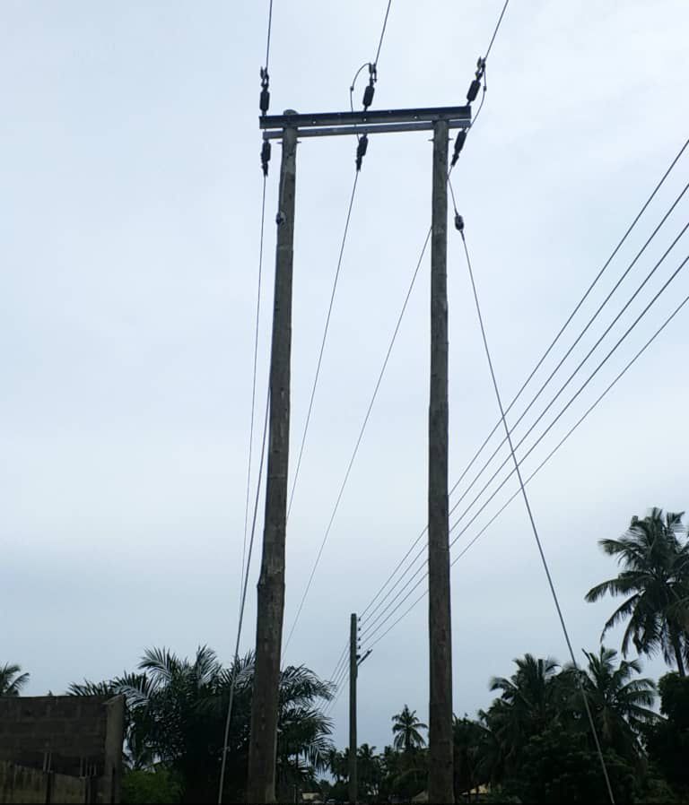 ECG transmission line