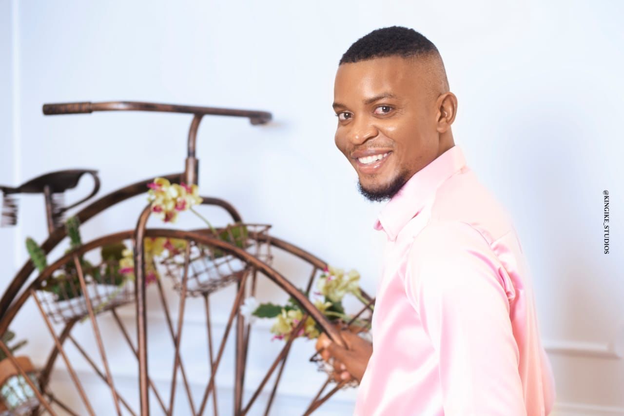Socialite Van Calebs criticises popular comedians for offensive jokes - Vimarsana News