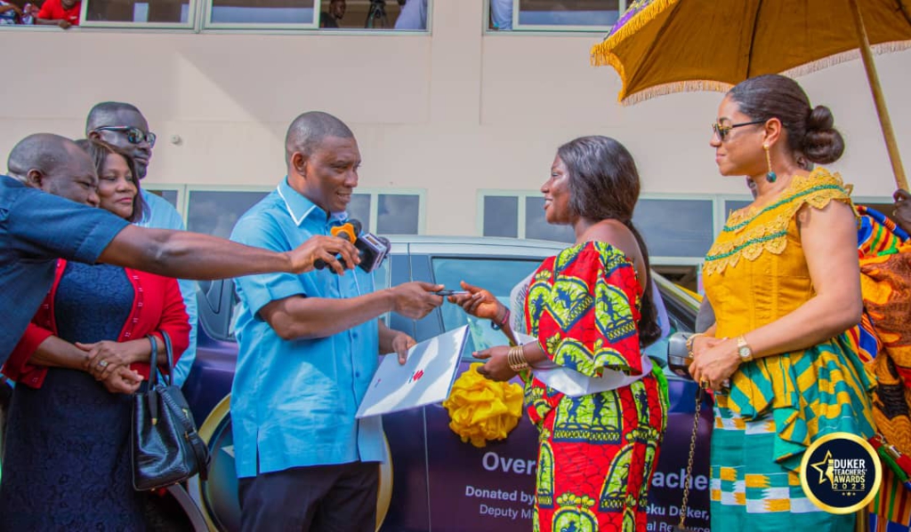 Best teacher in Tarkwa-Nsuaem constituency goes home with $14,500 vehicle Best teacher in Tarkwa-Nsuaem constituency goes home with $14,500 vehicle