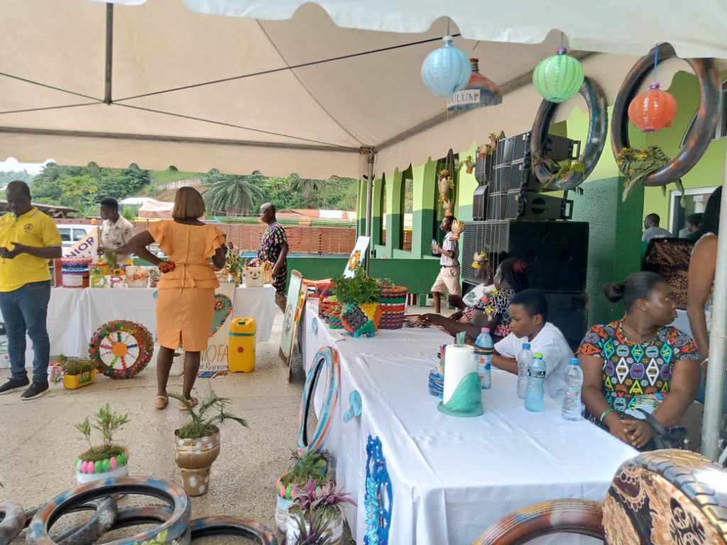 AngloGold Ashanti rolls out plastic waste management programme AngloGold Ashanti rolls out plastic waste management programme