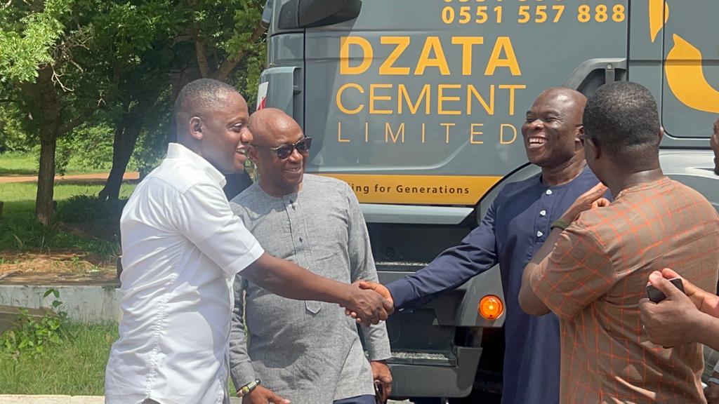 Ibrahim Mahama donates 500 bags of cement to Presec 1998 year group Ibrahim Mahama donates 500 bags of cement to Presec 1998 year group